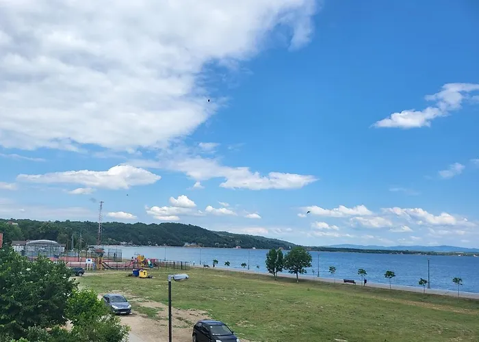 Sun And River Golubac