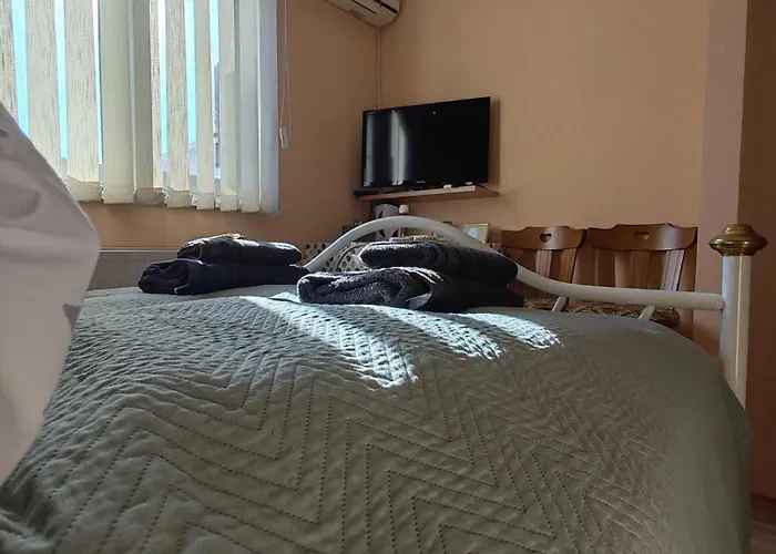 Sun And River * Golubac